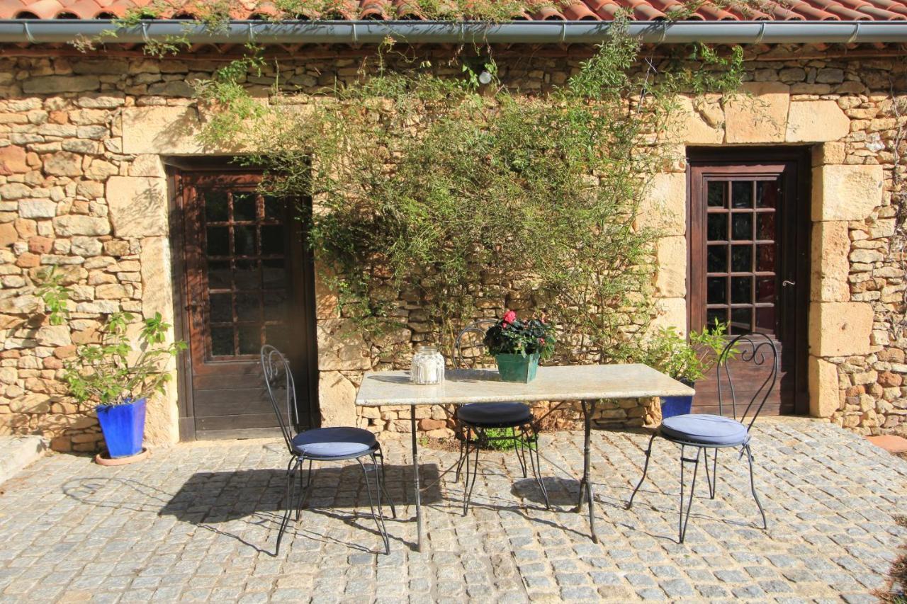 Maison De Vacances Loubejac Exterior foto